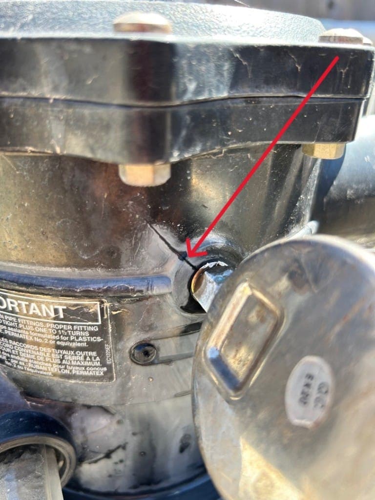 Cracked pump housing causing equipment pad leak — Round Rock